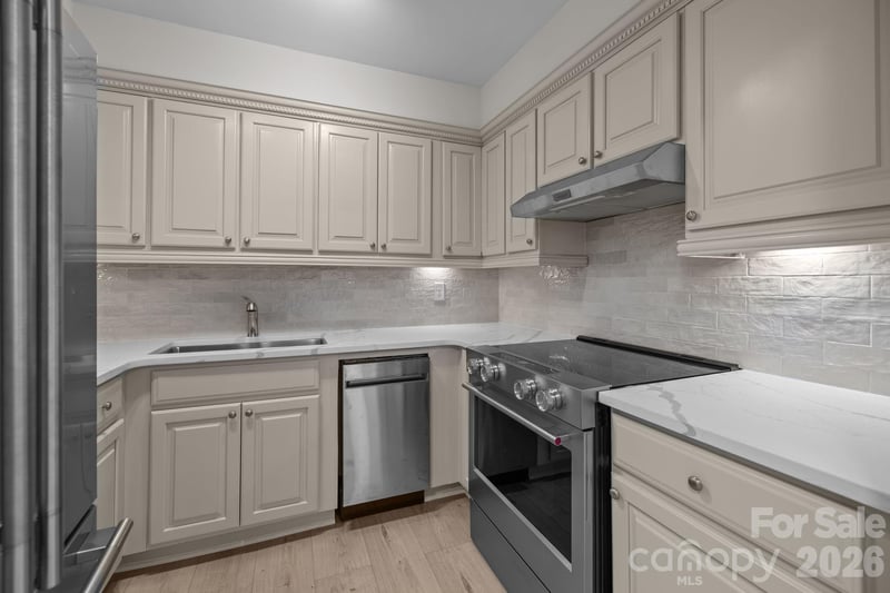 2503 Roswell Ave #207, Charlotte, NC 28209