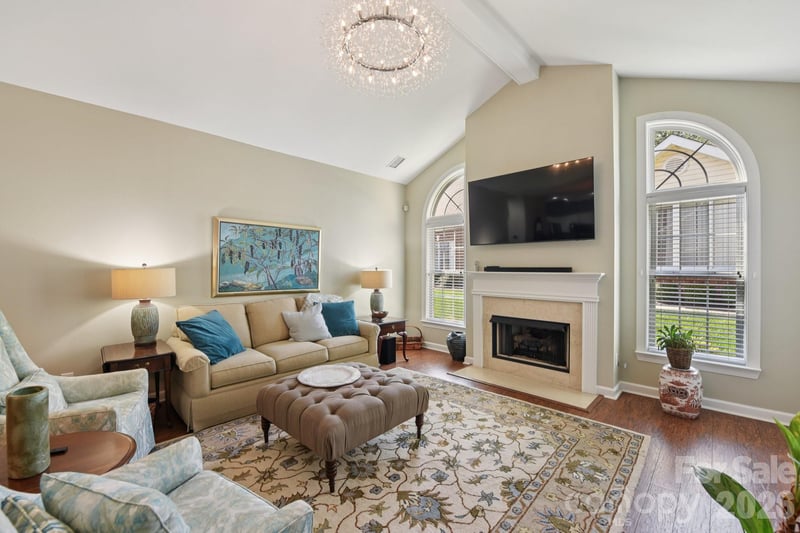 10816 Willow Crossing Dr, Charlotte, NC 28210