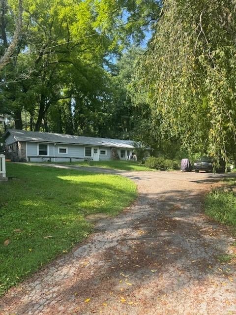 57 Twin Ponds Ln, Hendersonville, NC 28739