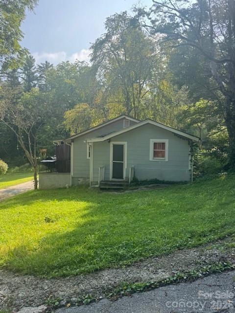 57 Twin Ponds Ln, Hendersonville, NC 28739