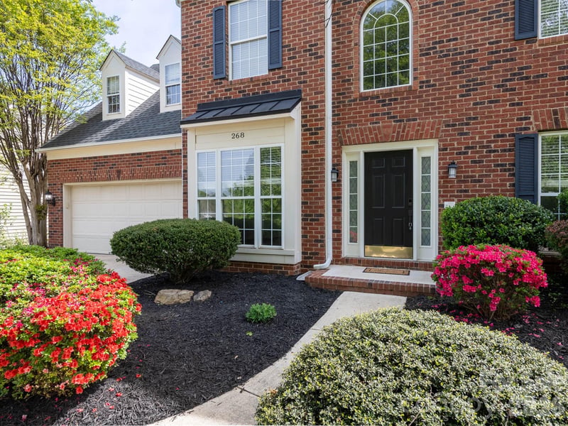268 Glencoe Ln, Mooresville, NC 28117