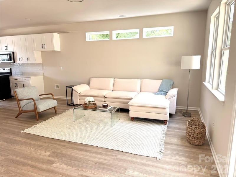 1022 Greenoak Dr, Lancaster, SC 29720