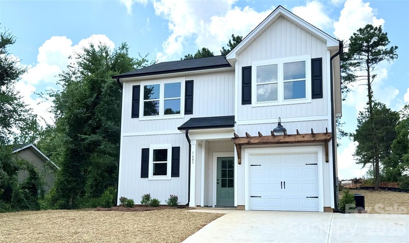1022 Greenoak Rd, Lancaster, SC 29720