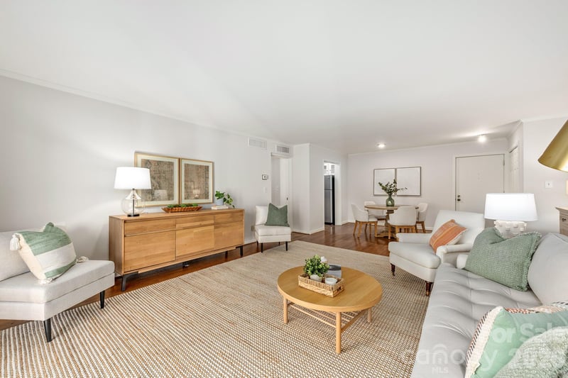 1323 Queens Rd #321, Charlotte, NC 28207