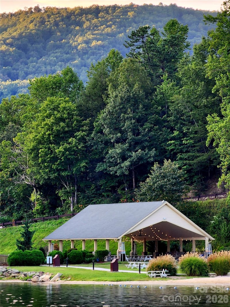 225 Sheepnose Dr, Lake Lure, NC 28746
