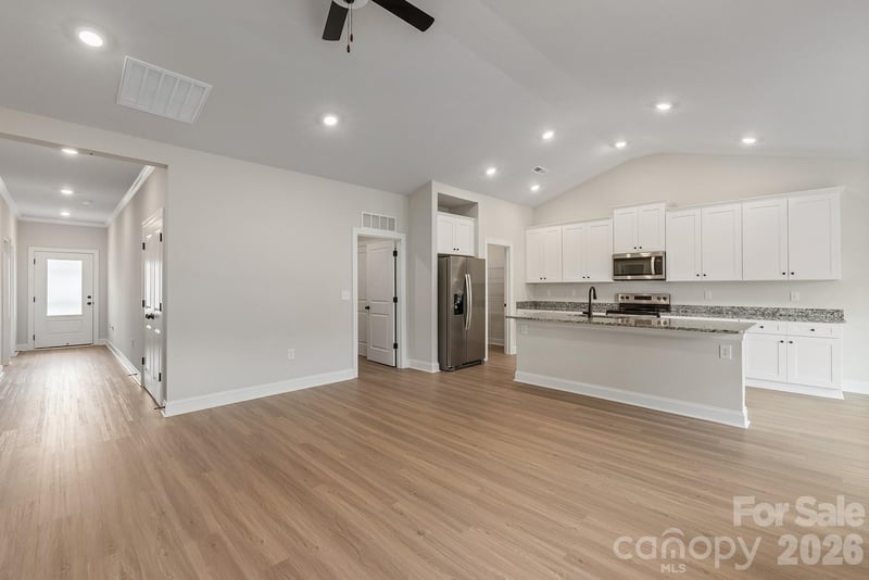 6509 Fairford Dr, Charlotte, NC 28215