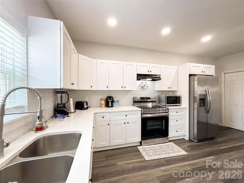 216 Winget Cir, Gastonia, NC 28054