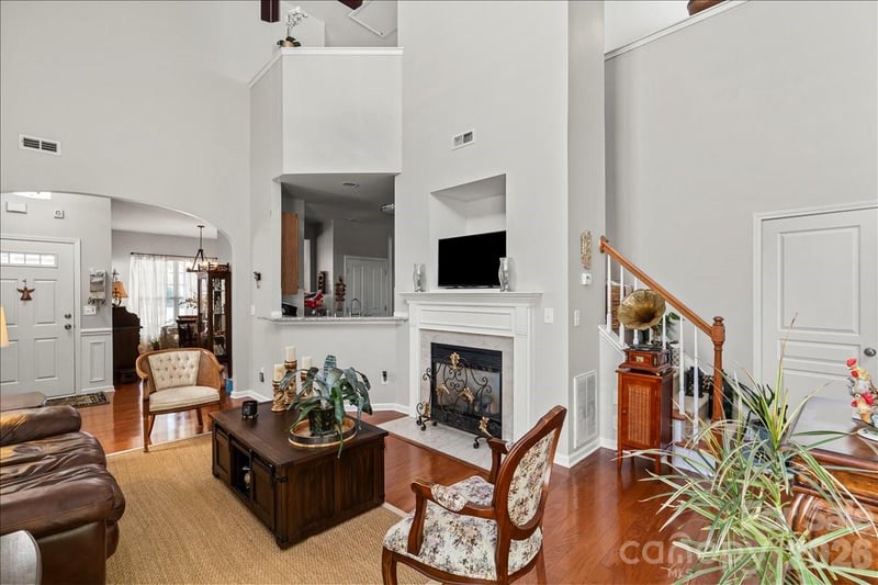 1024 Kensrowe Ln, Matthews, NC 28104
