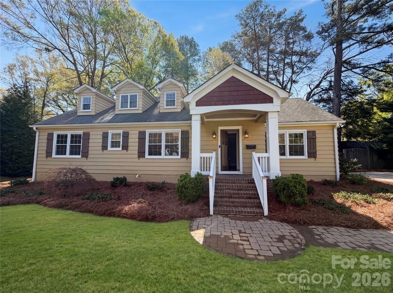 4467 Woodlark Ln, Charlotte, NC 28211