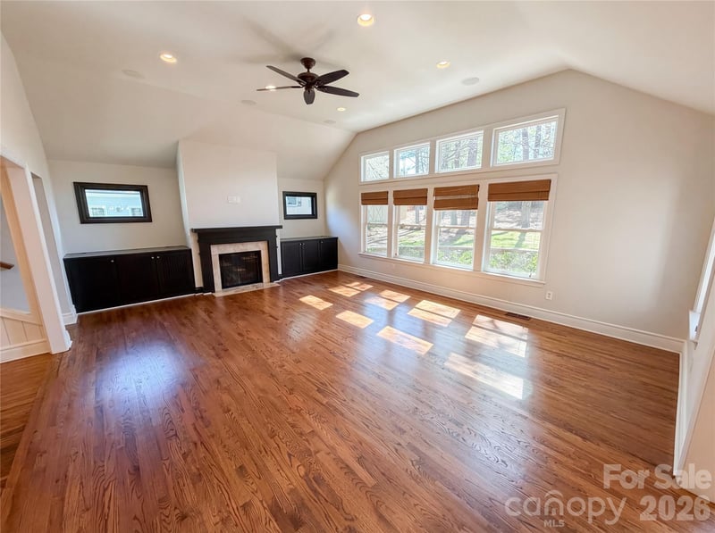 4467 Woodlark Ln, Charlotte, NC 28211