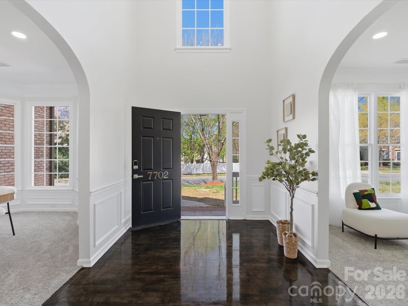 7702 Harrington Woods Rd, Charlotte, NC 28269