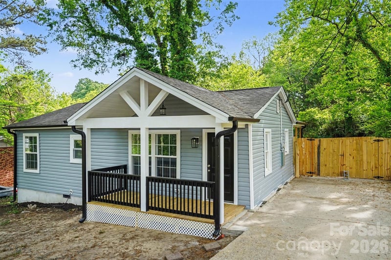 722 Weldon St, Gastonia, NC 28052