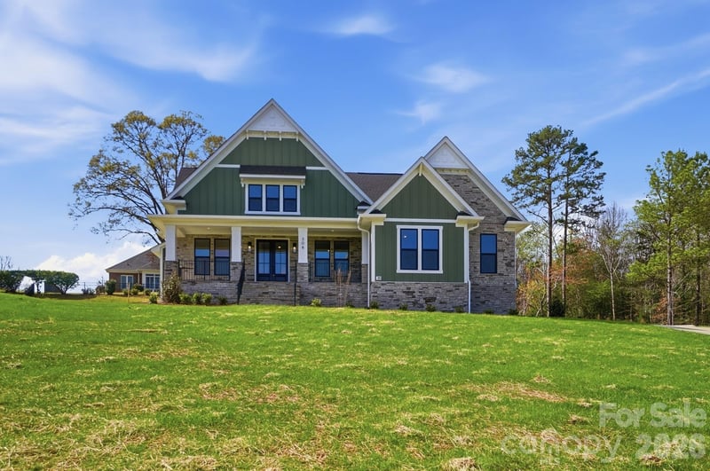 208 Cross Creek Dr, Cherryville, NC 28021