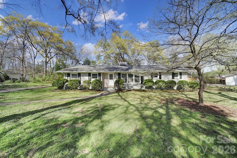 519 Amon Ln, Pineville, NC 28134