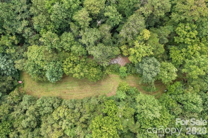 10th Avenue Dr, Hickory, NC 28602