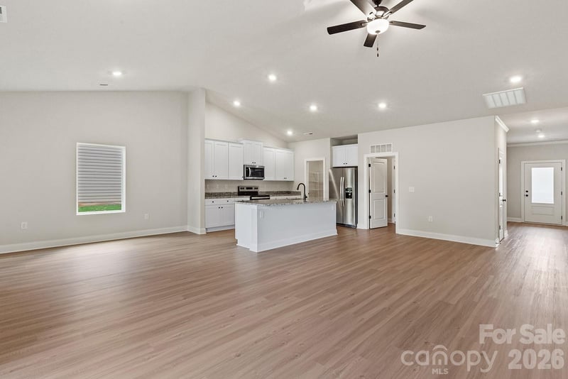6726 Fairford Dr, Charlotte, NC 28215