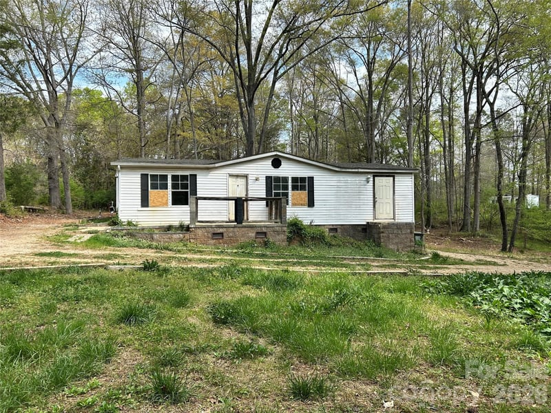 2137 Plumcrest Ln, Clover, SC 29710