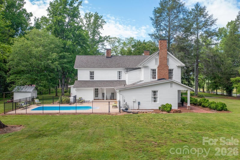 1567 Jennings Rd, Statesville, NC 28625