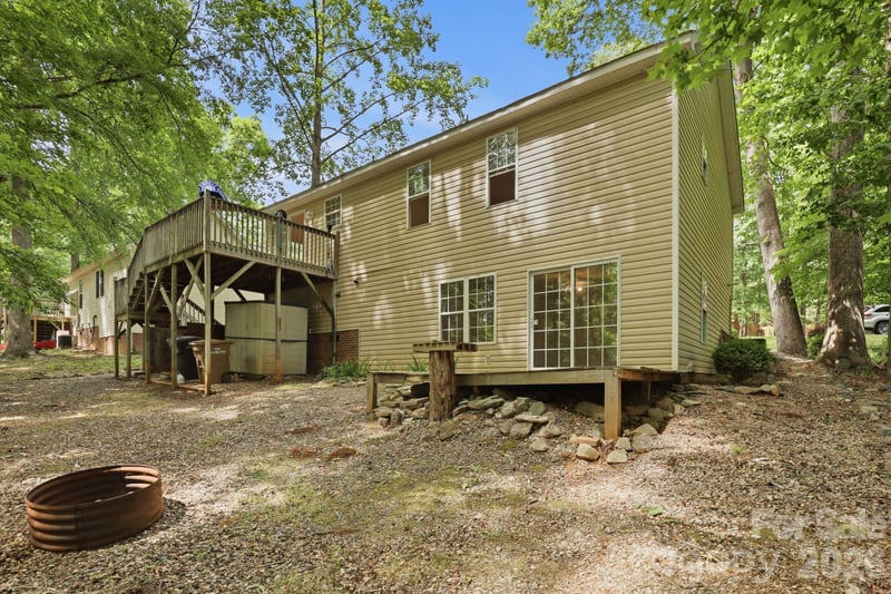 716 King St, Waxhaw, NC 28173