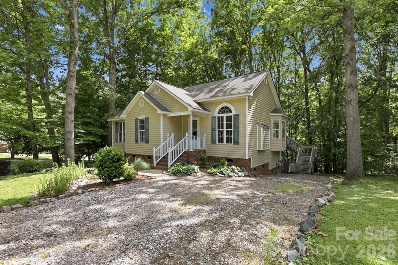 716 King St, Waxhaw, NC 28173
