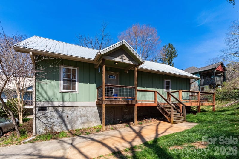 210 State St, Asheville, NC 28806