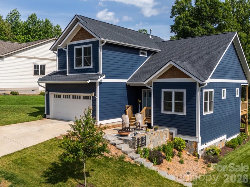 111 Ellis Ln, Arden, NC 28704