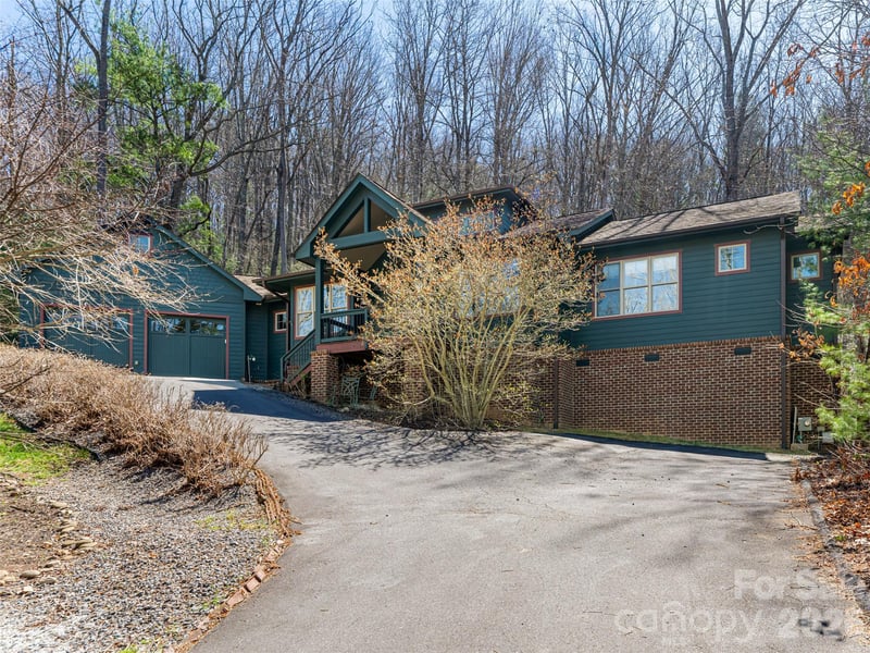 39 Oak Hollow Dr #23, Asheville, NC 28805