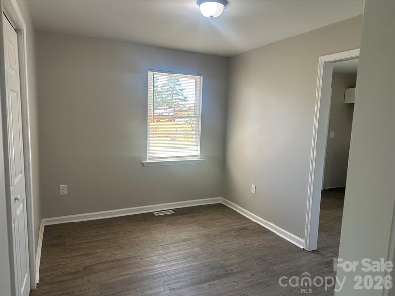 509 Skipwith Pl, Charlotte, NC 28217