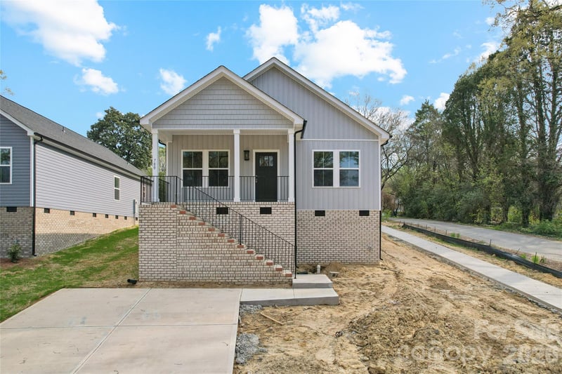 700 6th St, Spencer, NC 28159