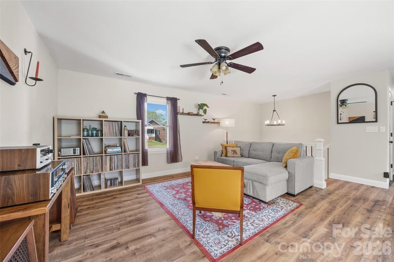 4206 Wimbledon Dr, Dallas, NC 28034