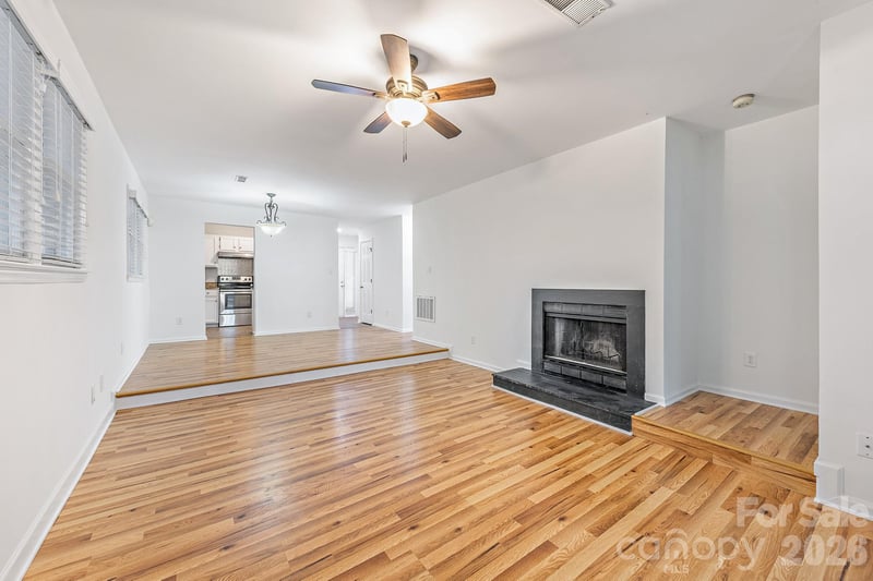 2715 Selwyn Ave #34, Charlotte, NC 28209