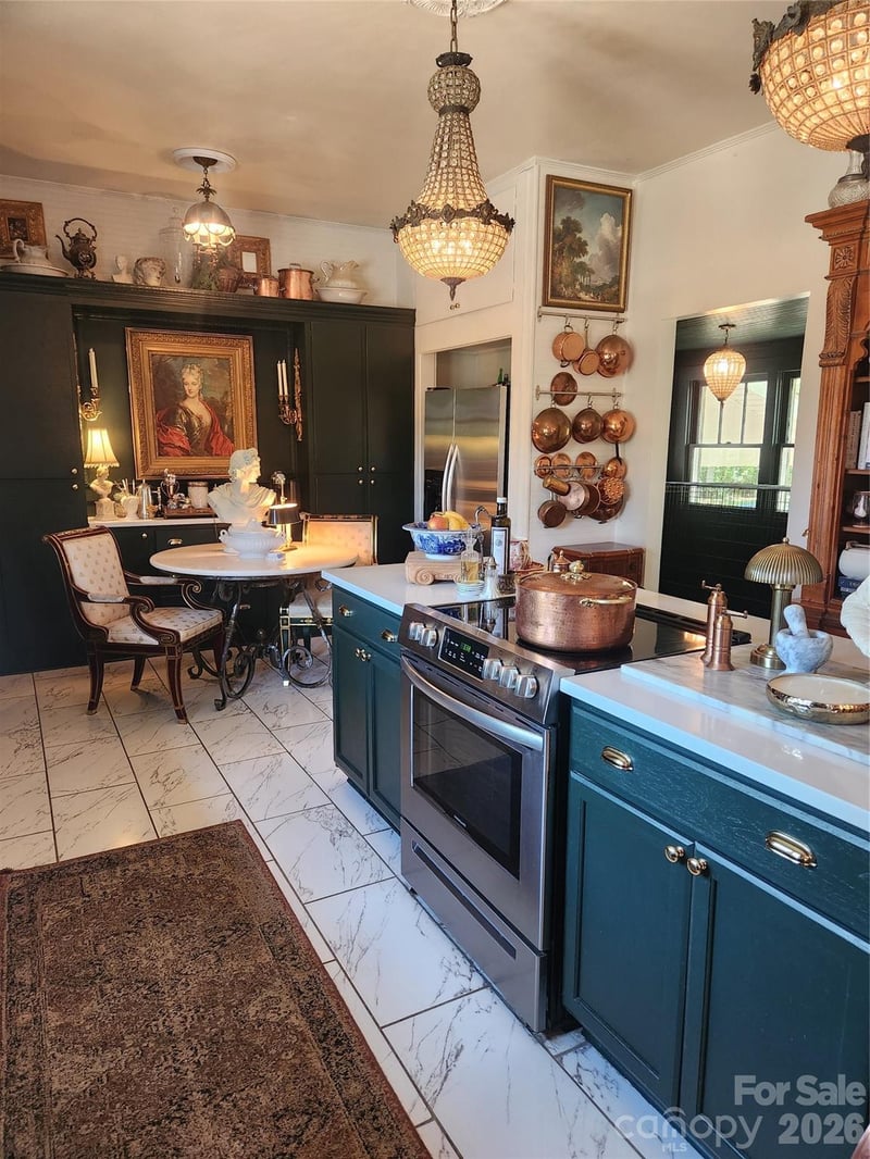 208 Locust St, Kannapolis, NC 28081