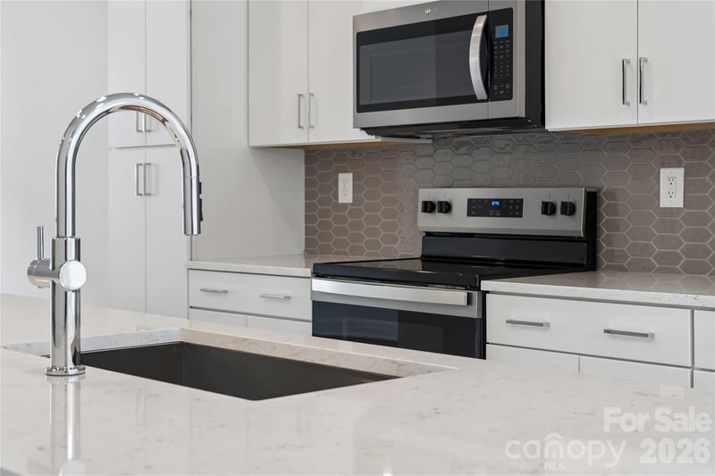 3656 Tryon St, Charlotte, NC 28217