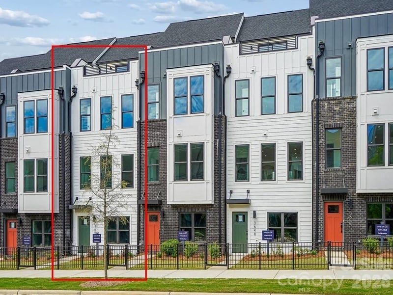 3656 Tryon St, Charlotte, NC 28217