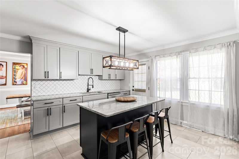 1212 Pinecrest Dr, Rock Hill, SC 29732