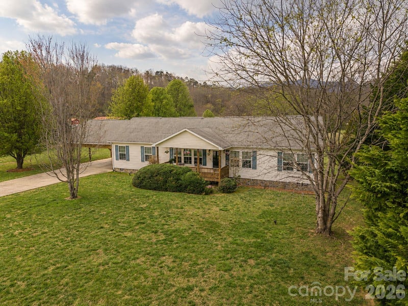 22 Brookfield Ln, Old Fort, NC 28762