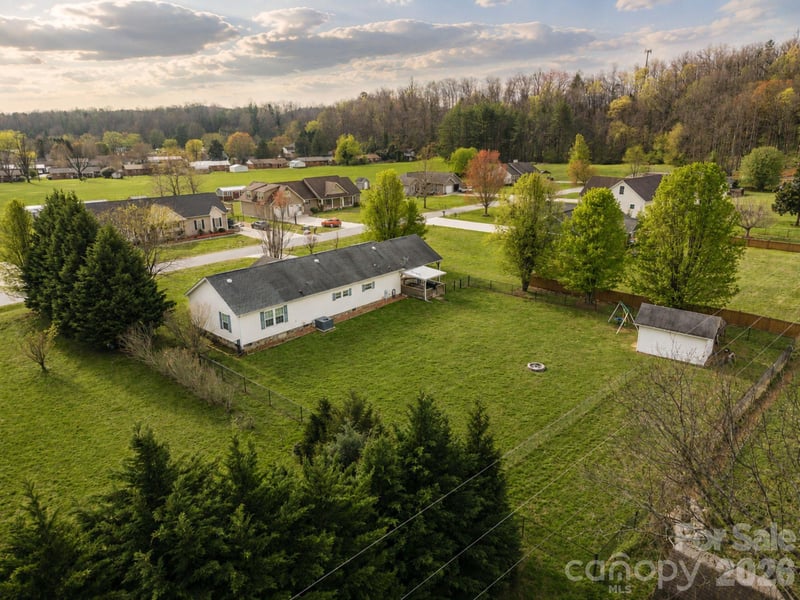 22 Brookfield Ln, Old Fort, NC 28762