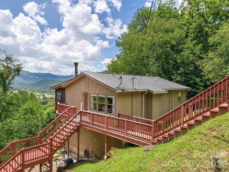 1541 Utah Mountain Rd, Waynesville, NC 28785