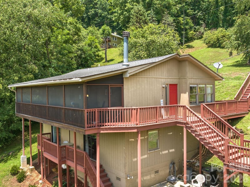 1541 Utah Mountain Rd, Waynesville, NC 28785