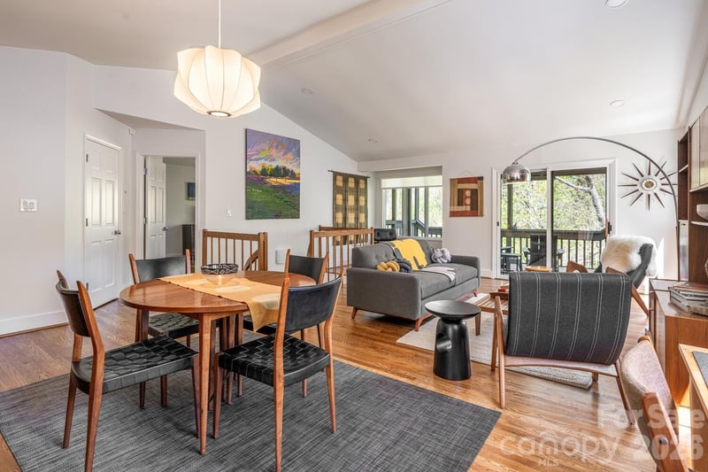 1002 Timber Ln, Asheville, NC 28804