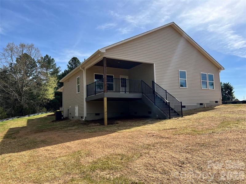 42629 Greenview Dr, Albemarle, NC 28001
