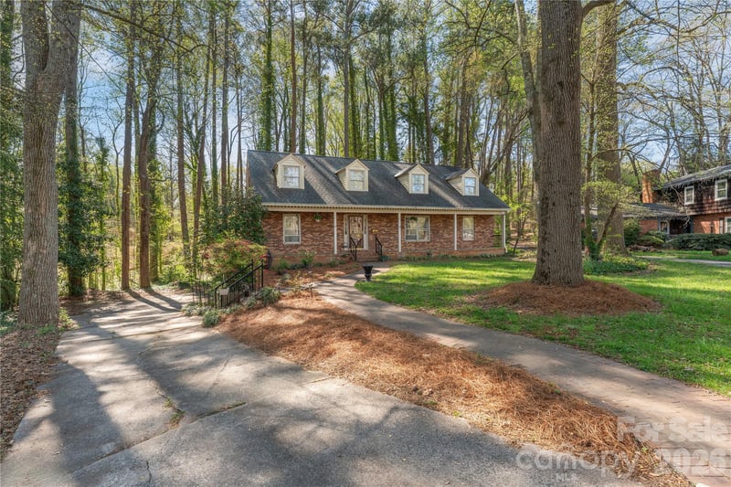 604 Whittington Pl, Statesville, NC 28677