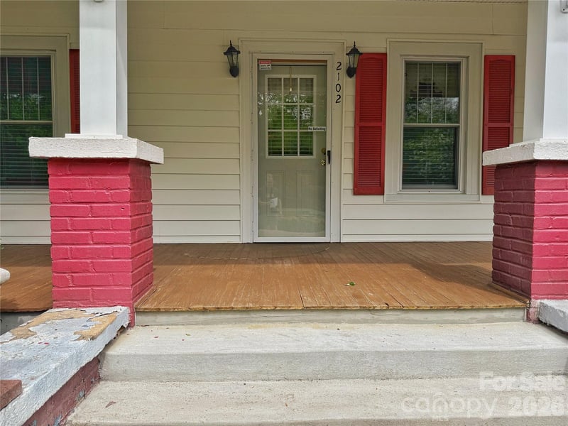2102 Hickory Grove Rd, Gastonia, NC 28056