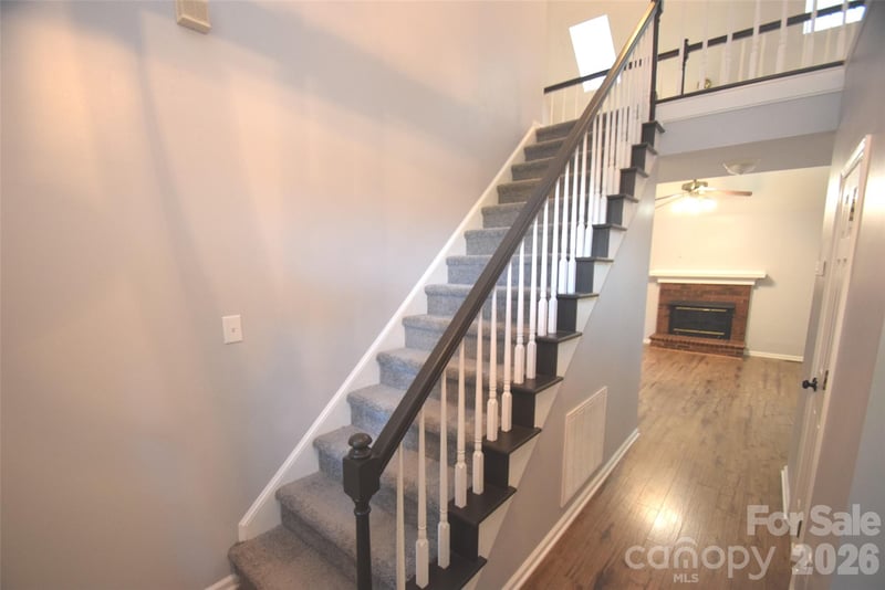 2336 Mill House Ln, Matthews, NC 28104