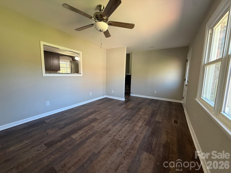 3730 Sedgefield Dr, Conover, NC 28613
