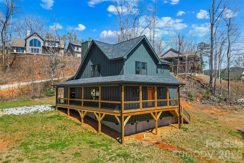 189 Clinchfield Gap Rd, Marion, NC 28752