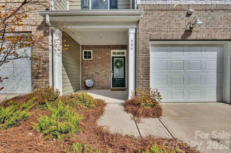 906 Park Bend Trl, Tega Cay, SC 29708