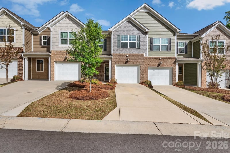 906 Park Bend Trl, Tega Cay, SC 29708