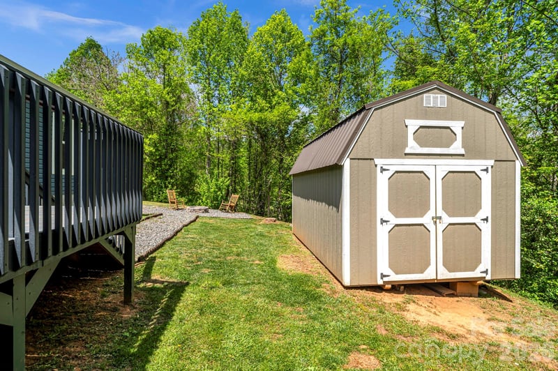 87 Horseback Ln, Marshall, NC 28753