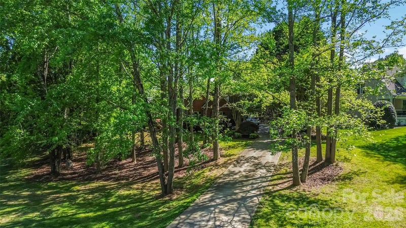 6208 Highview Rd, Matthews, NC 28104